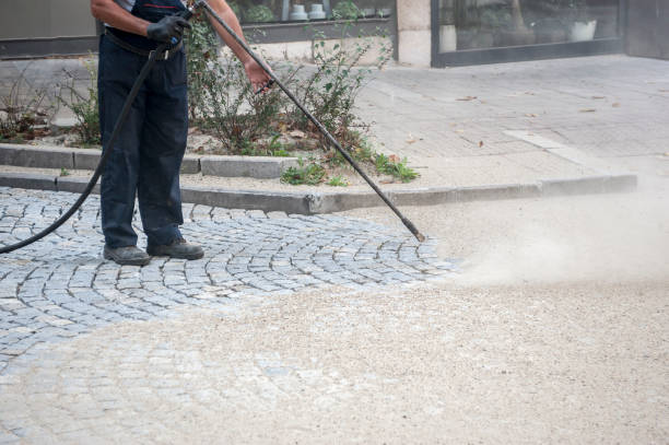 Best Gutter Cleaning  in Gretna, FL